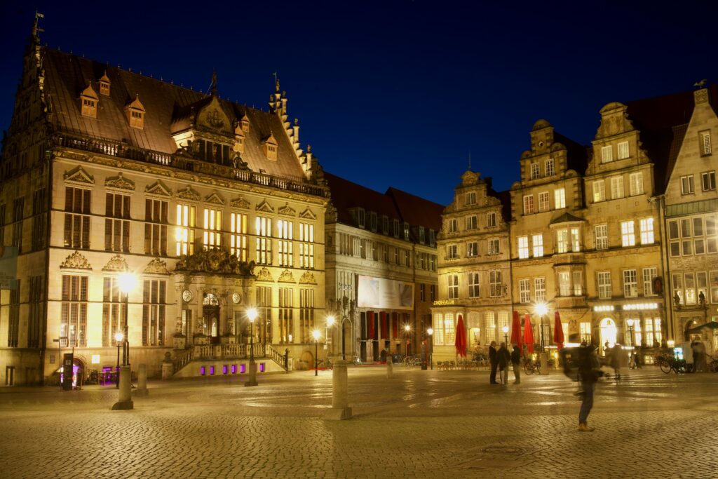 Nachtbild auf den Marktplatz in Bremen